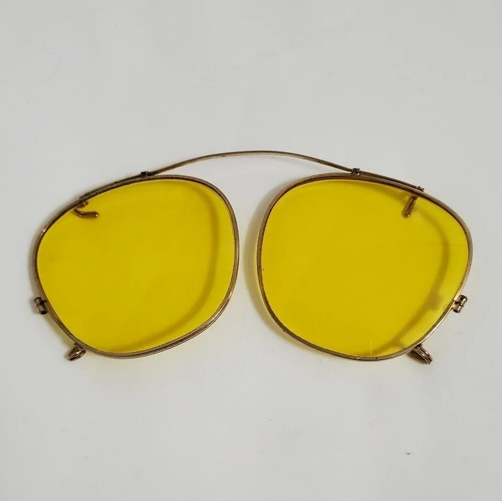 Vintage 1970's Bausch & Lomb Ray Ban Yellow Lenses Clip On Sunglasses